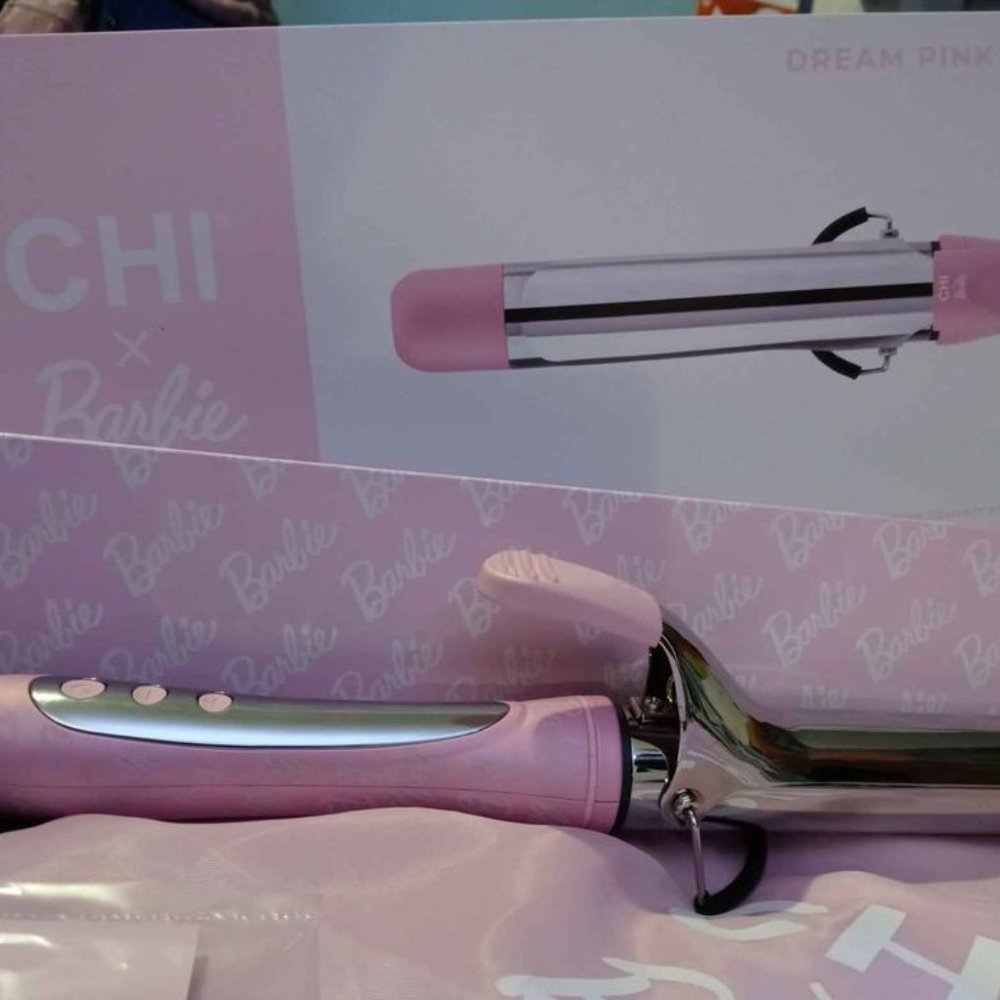 CHI *BARBIE EDITION* CURLING IRON